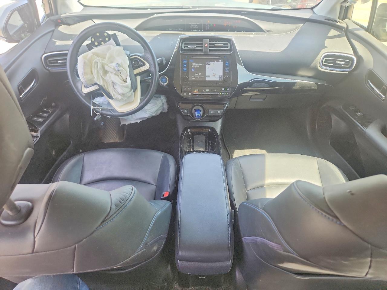 2017 TOYOTA PRIUS THRE