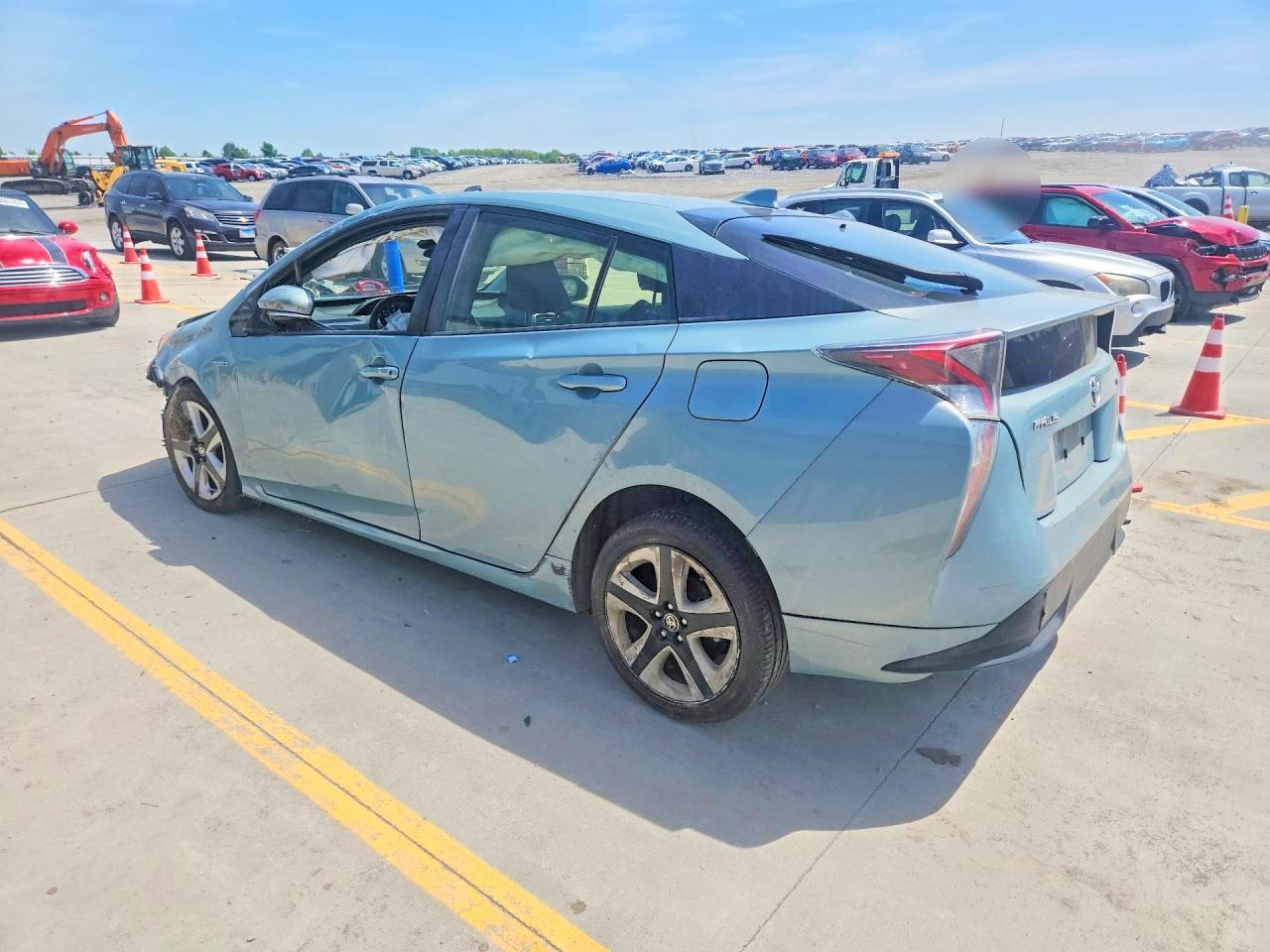2017 TOYOTA PRIUS THRE