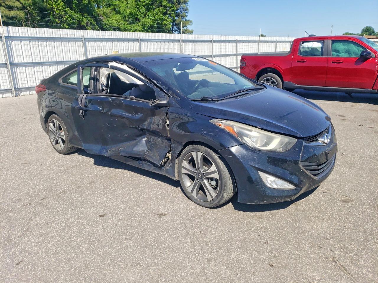 2014 HYUNDAI ELANTRA