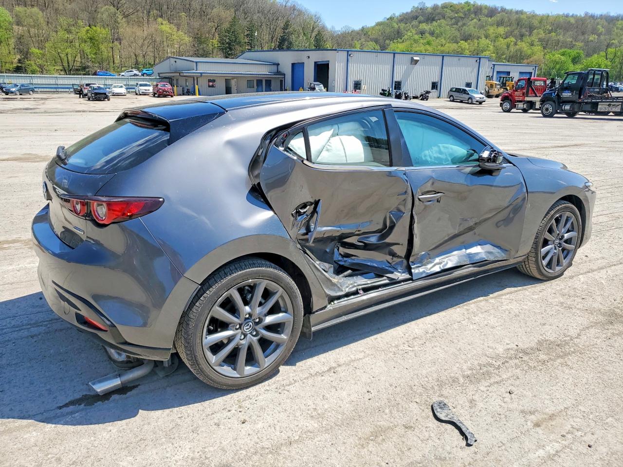 2025 MAZDA 3