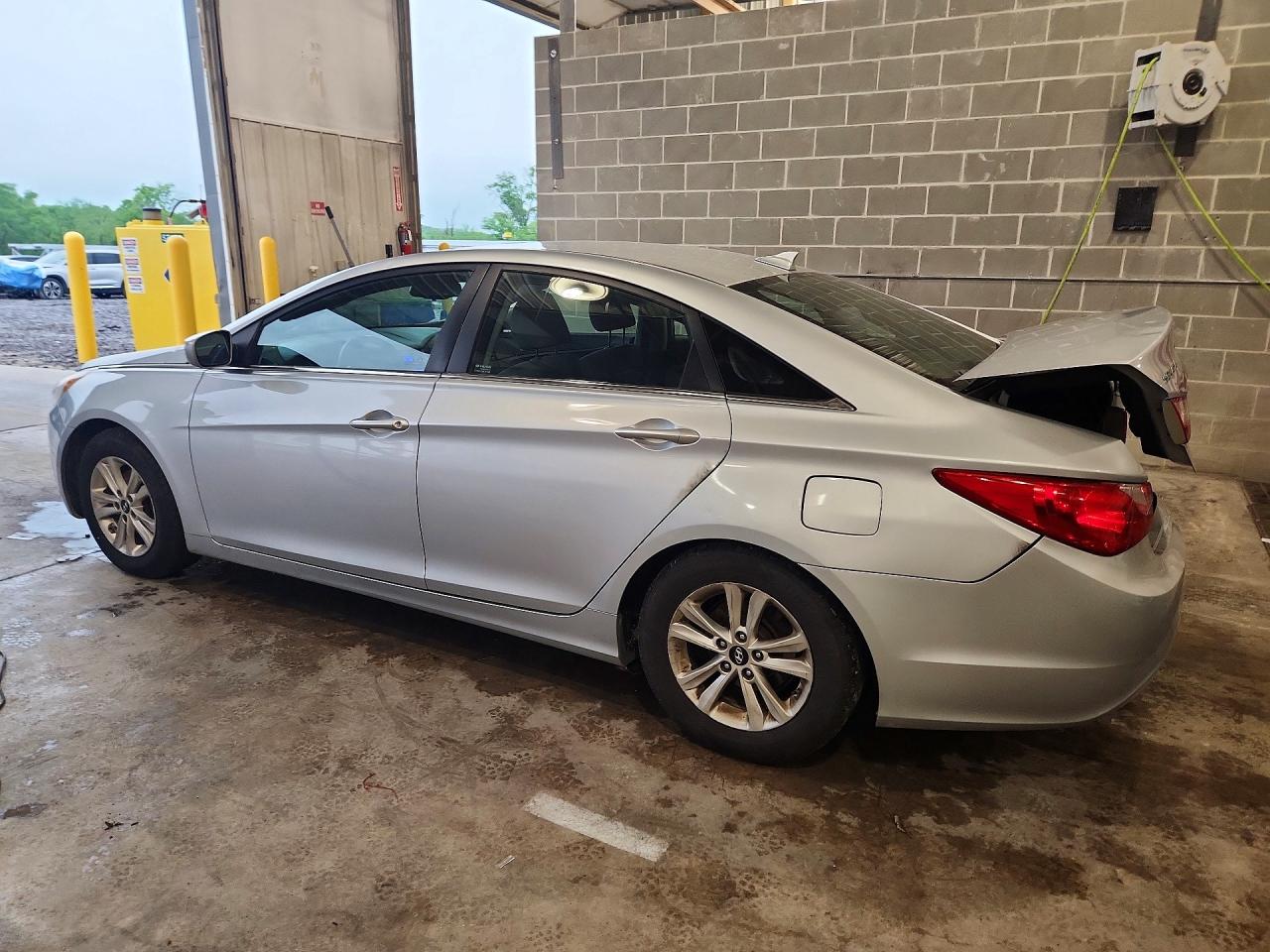 2013 HYUNDAI SONATA