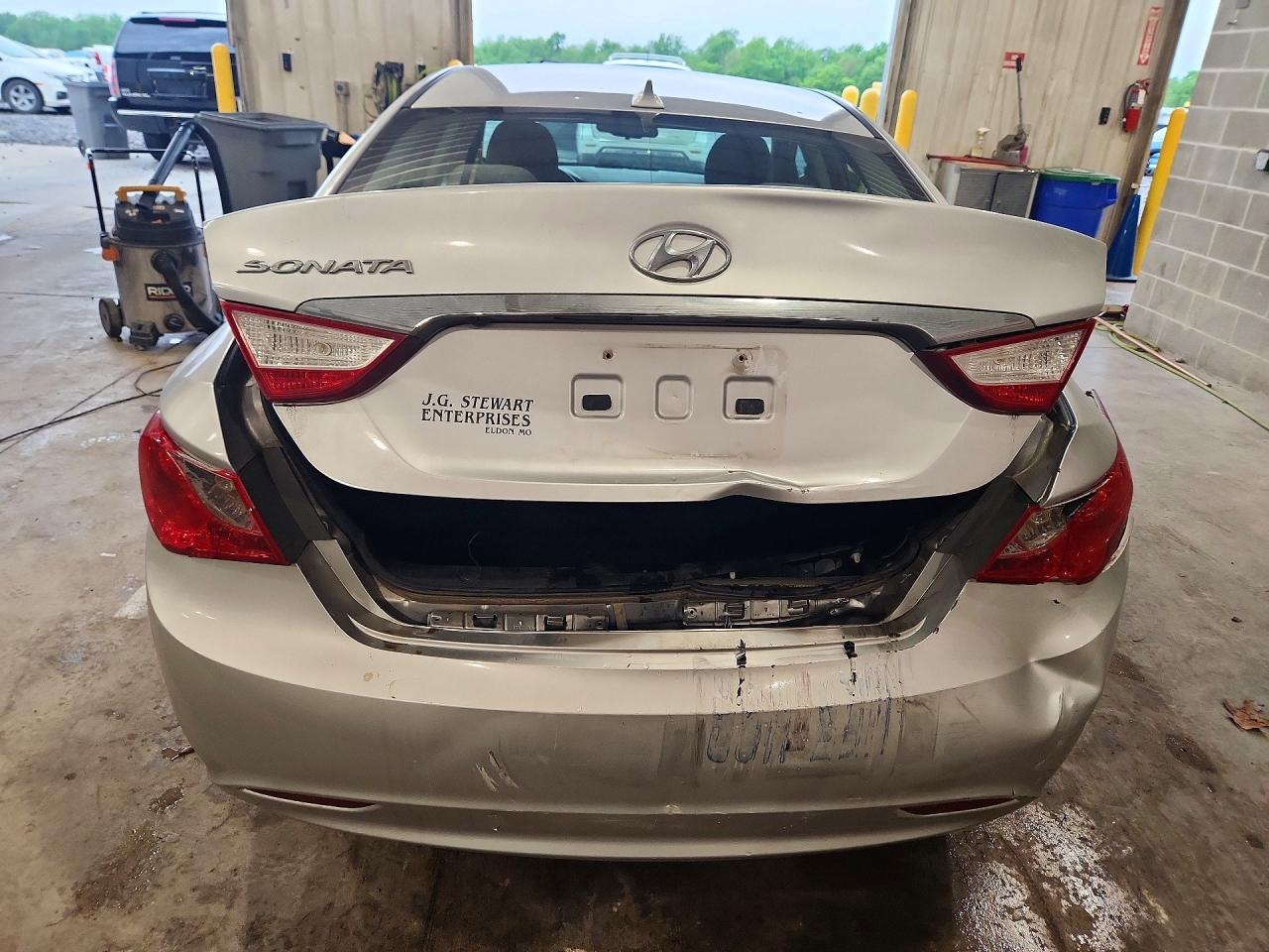 2013 HYUNDAI SONATA