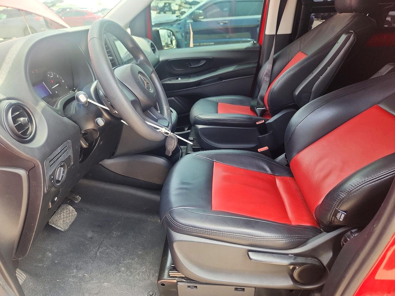 2020 MERCEDES-BENZ METRIS