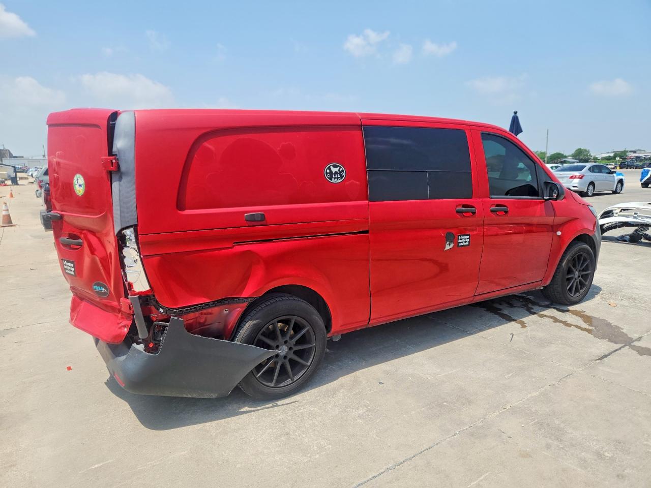 2020 MERCEDES-BENZ METRIS