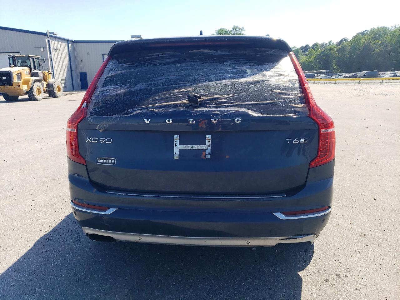 2019 VOLVO XC90