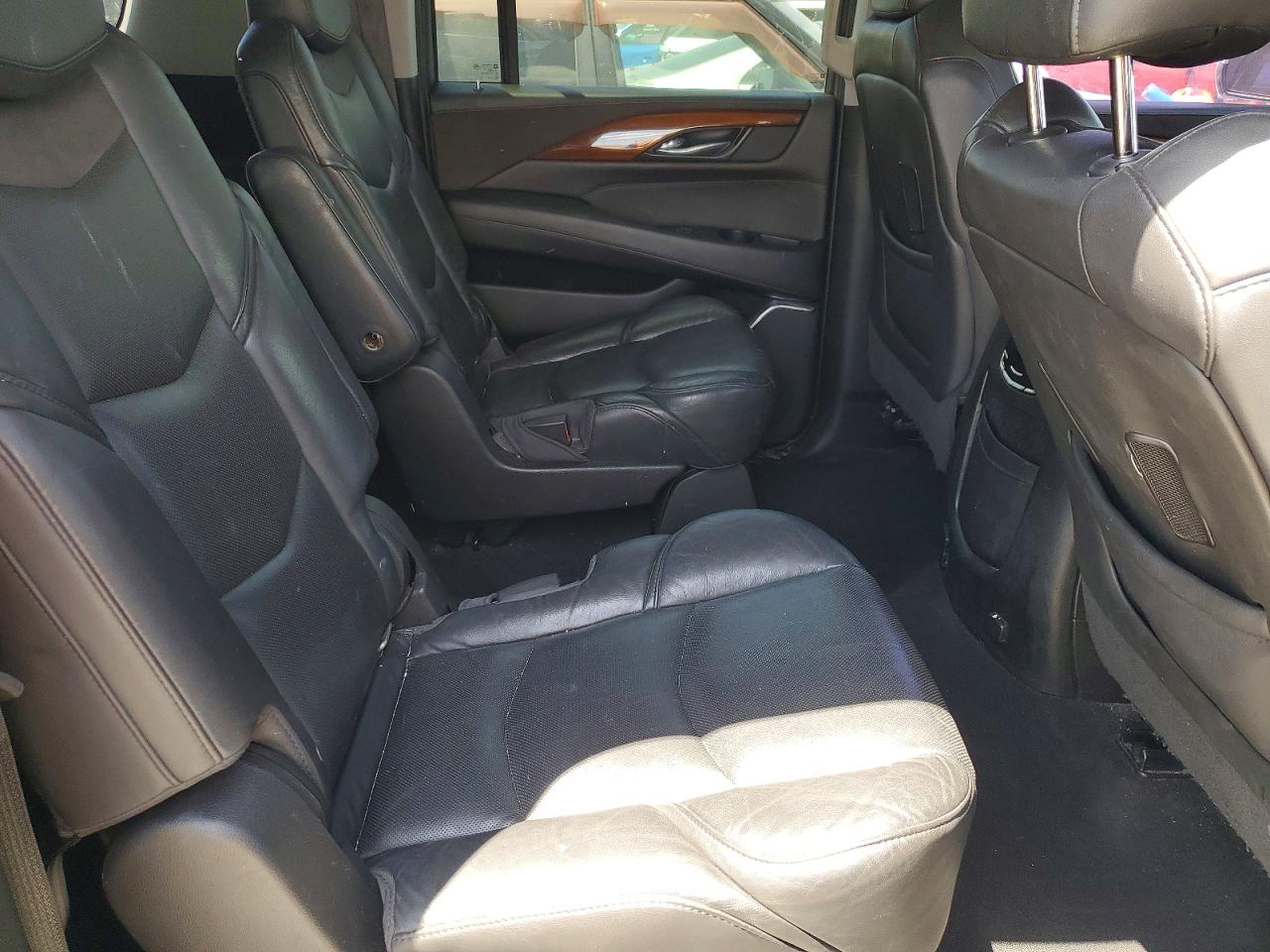 2018 CADILLAC ESCALADE