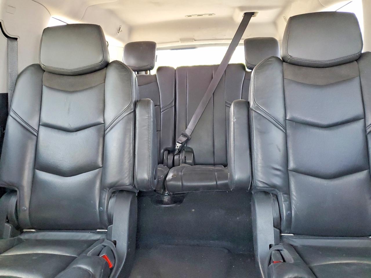 2018 CADILLAC ESCALADE