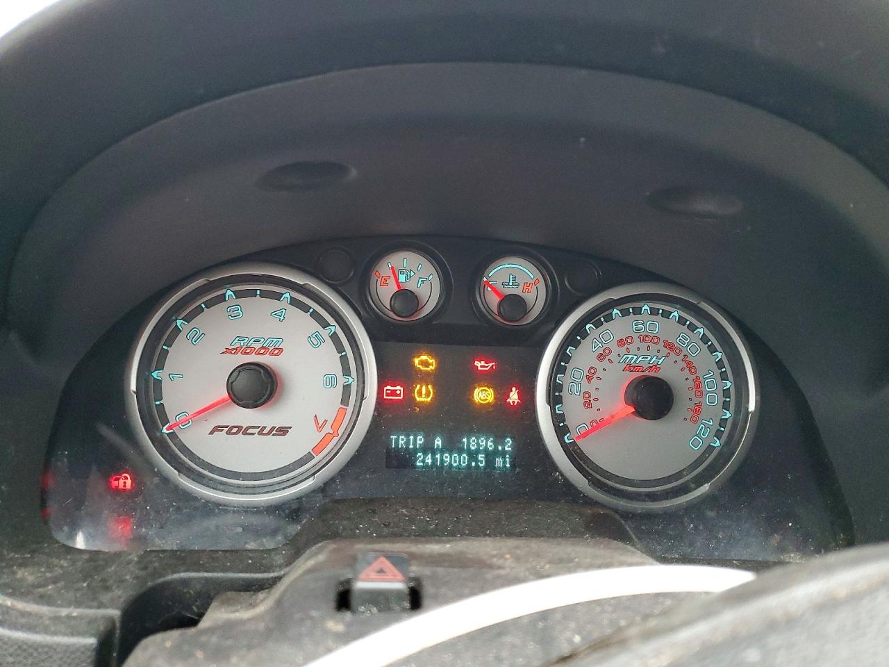 2011 FORD FOCUS