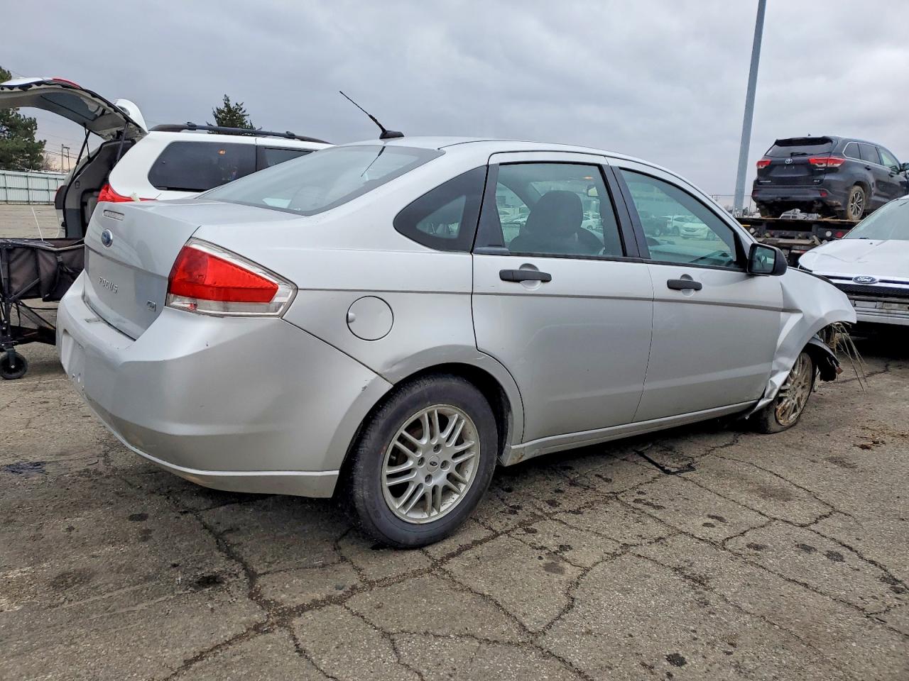 2011 FORD FOCUS