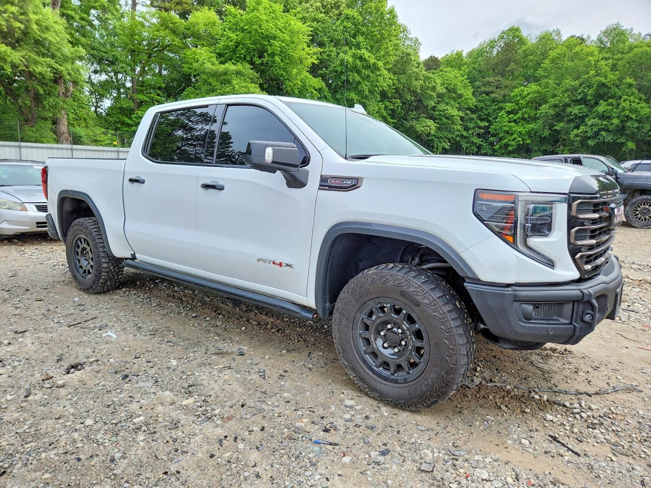 2023 GMC SIERRA