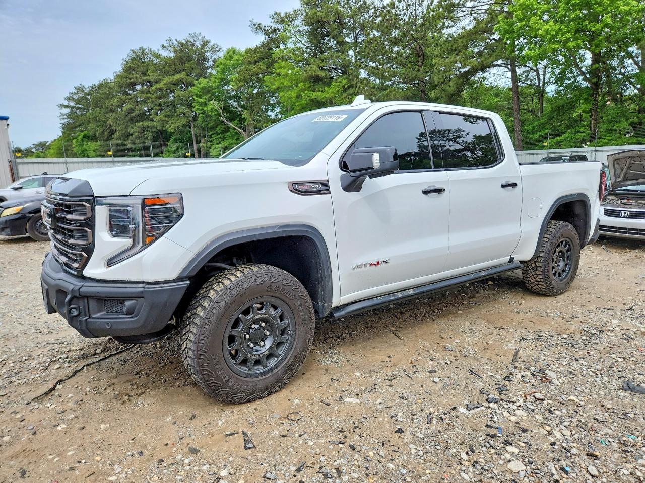 2023 GMC SIERRA