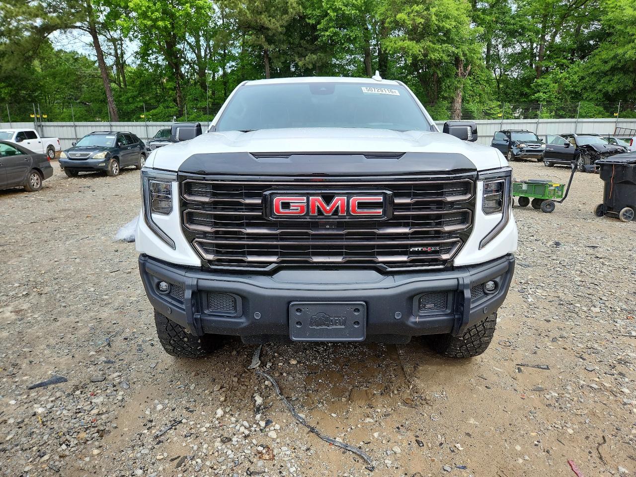 2023 GMC SIERRA