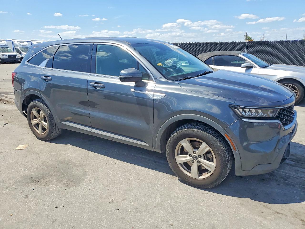 2022 KIA SORENTO