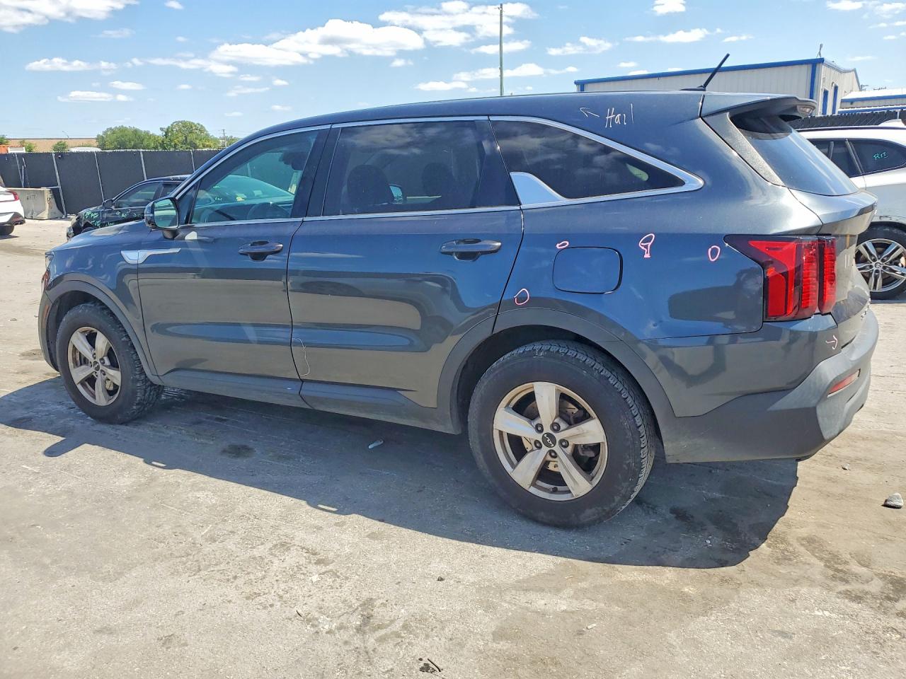 2022 KIA SORENTO