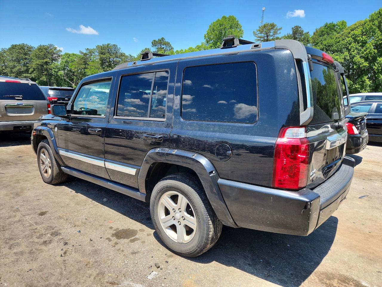 2010 JEEP COMMANDER