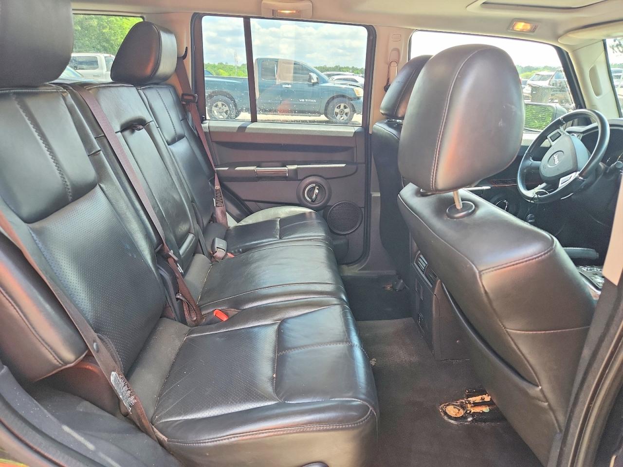 2010 JEEP COMMANDER