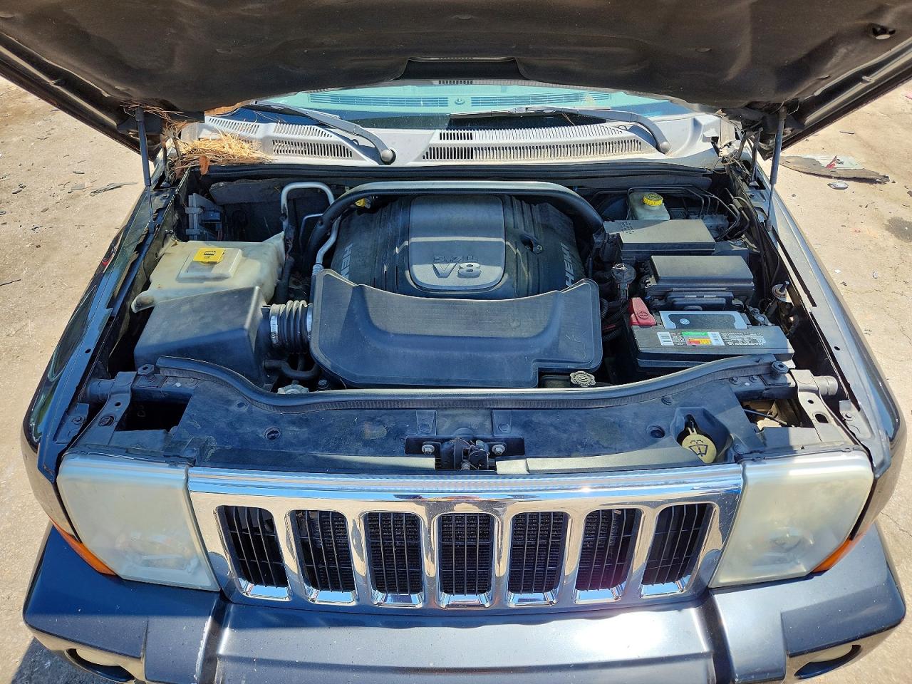 2010 JEEP COMMANDER