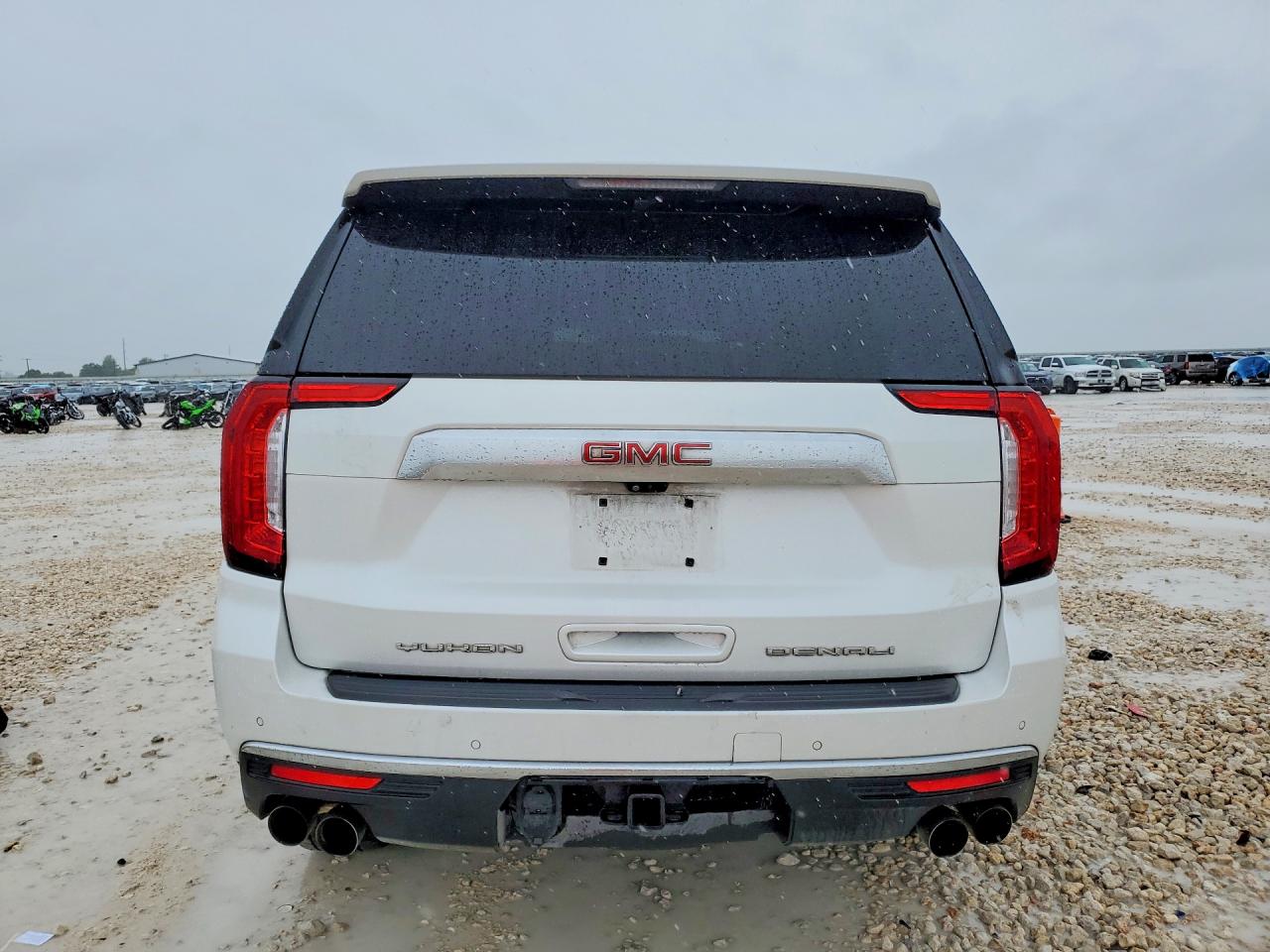 2021 GMC YUKON