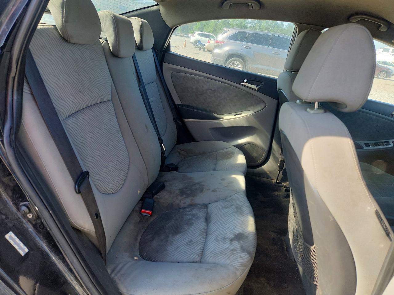 2012 HYUNDAI ACCENT