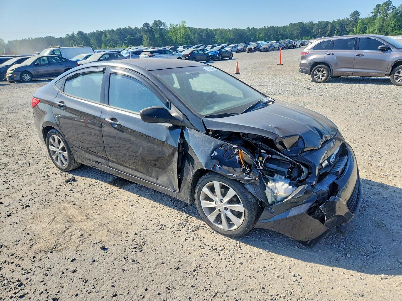 2012 HYUNDAI ACCENT