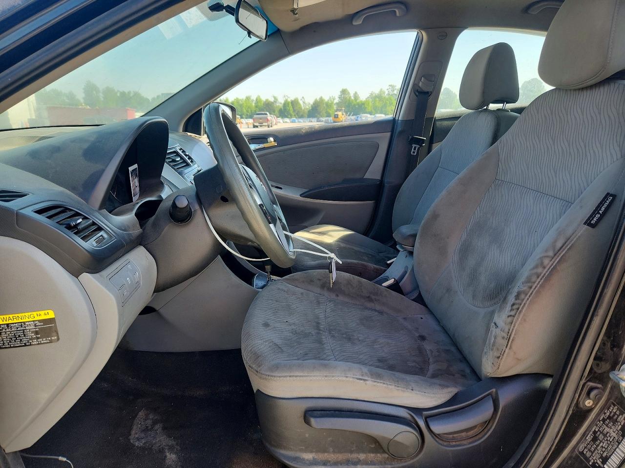 2012 HYUNDAI ACCENT