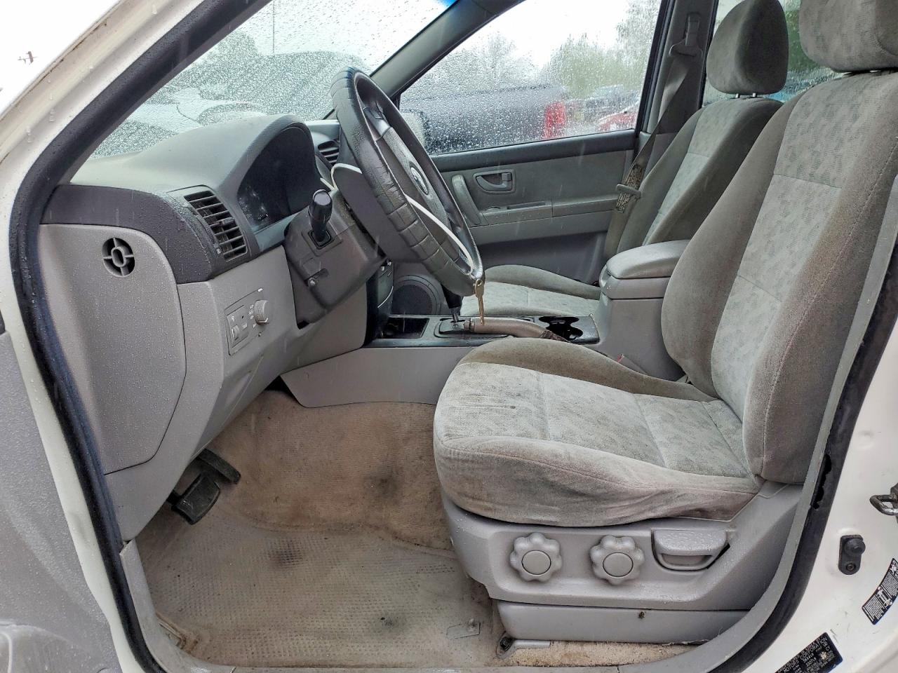 2005 KIA SORENTO