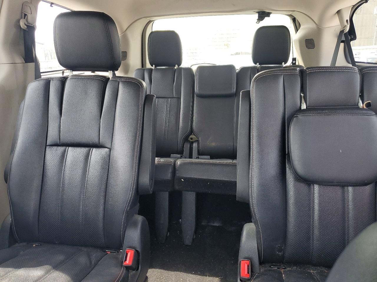 2014 CHRYSLER MINIVAN