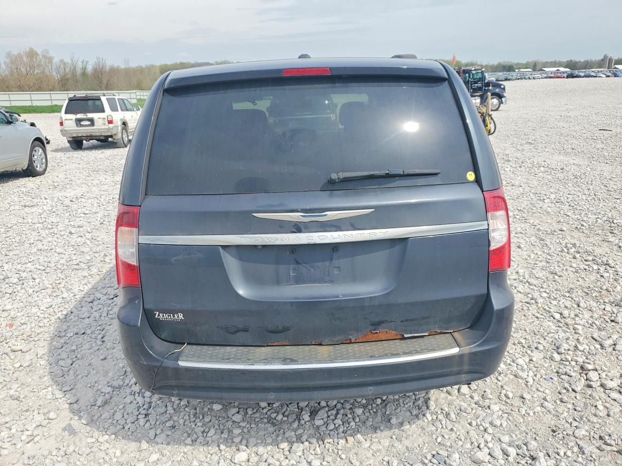 2014 CHRYSLER MINIVAN