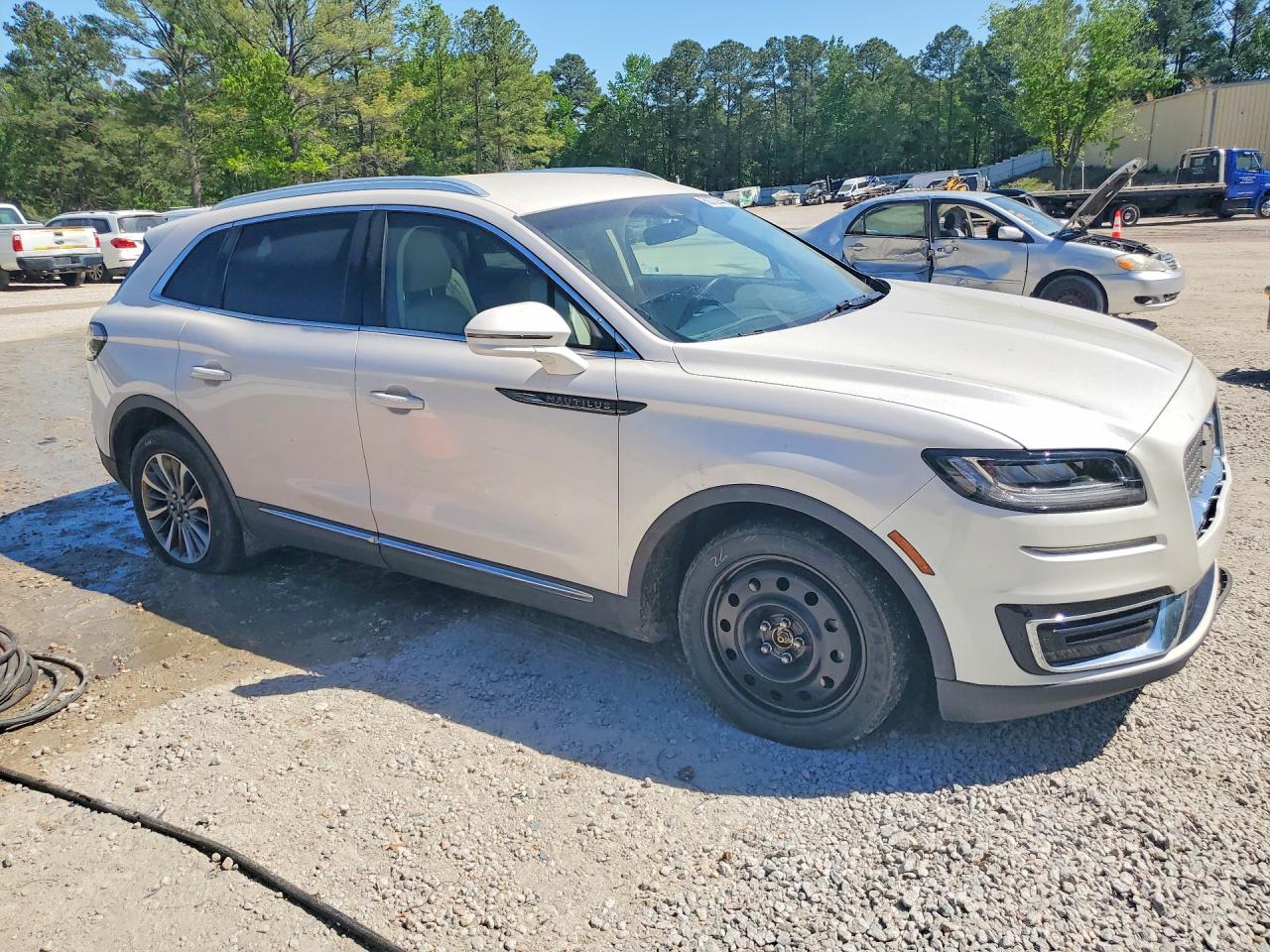 2019 LINCOLN NAUTILUS