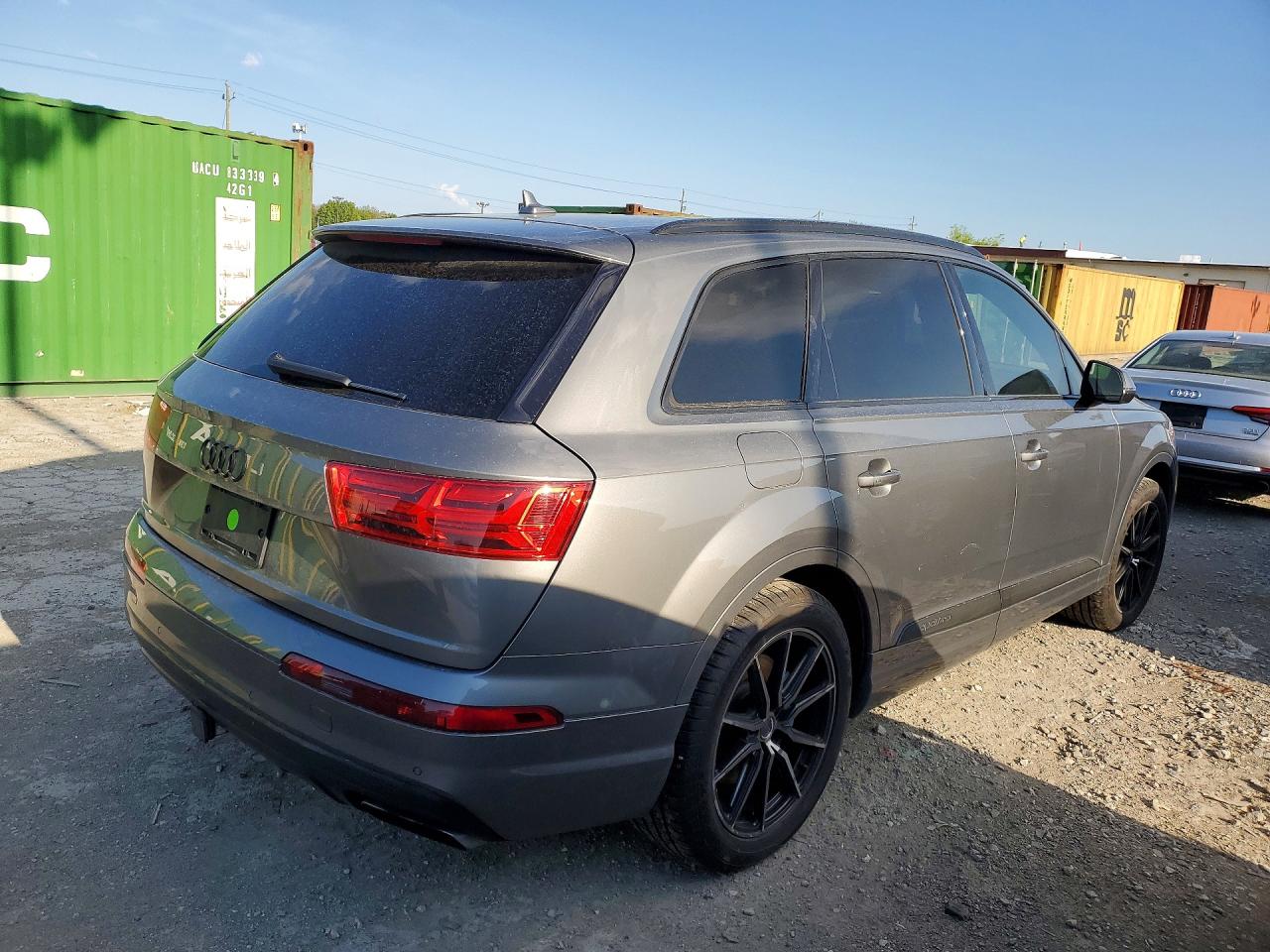 2017 AUDI Q7