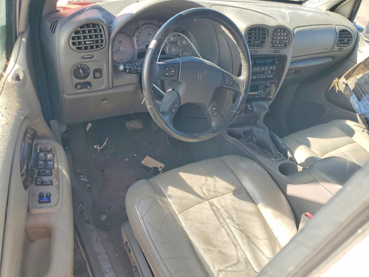 2004 BUICK RAINIER