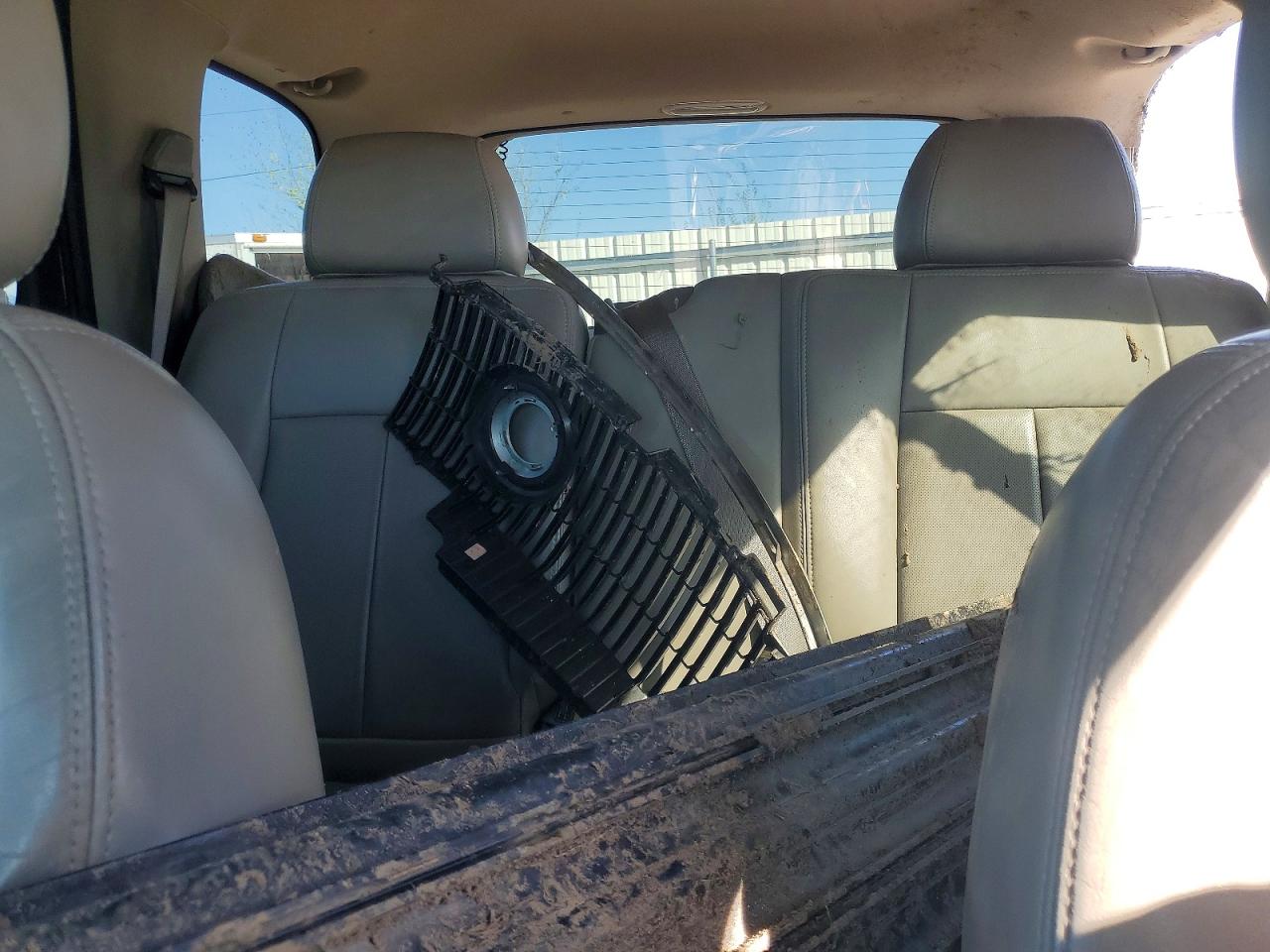 2004 BUICK RAINIER