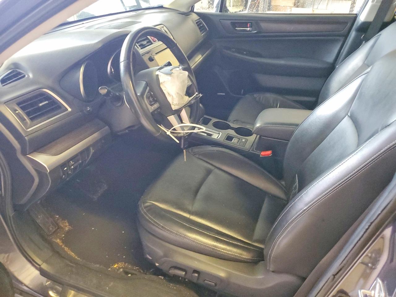 2015 SUBARU LEGACY