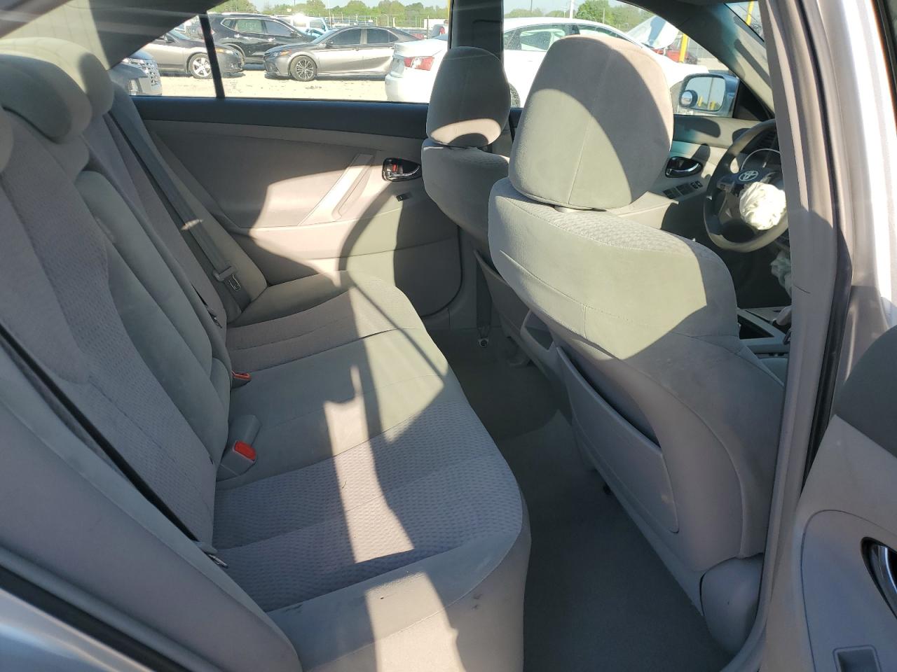 2011 TOYOTA CAMRY