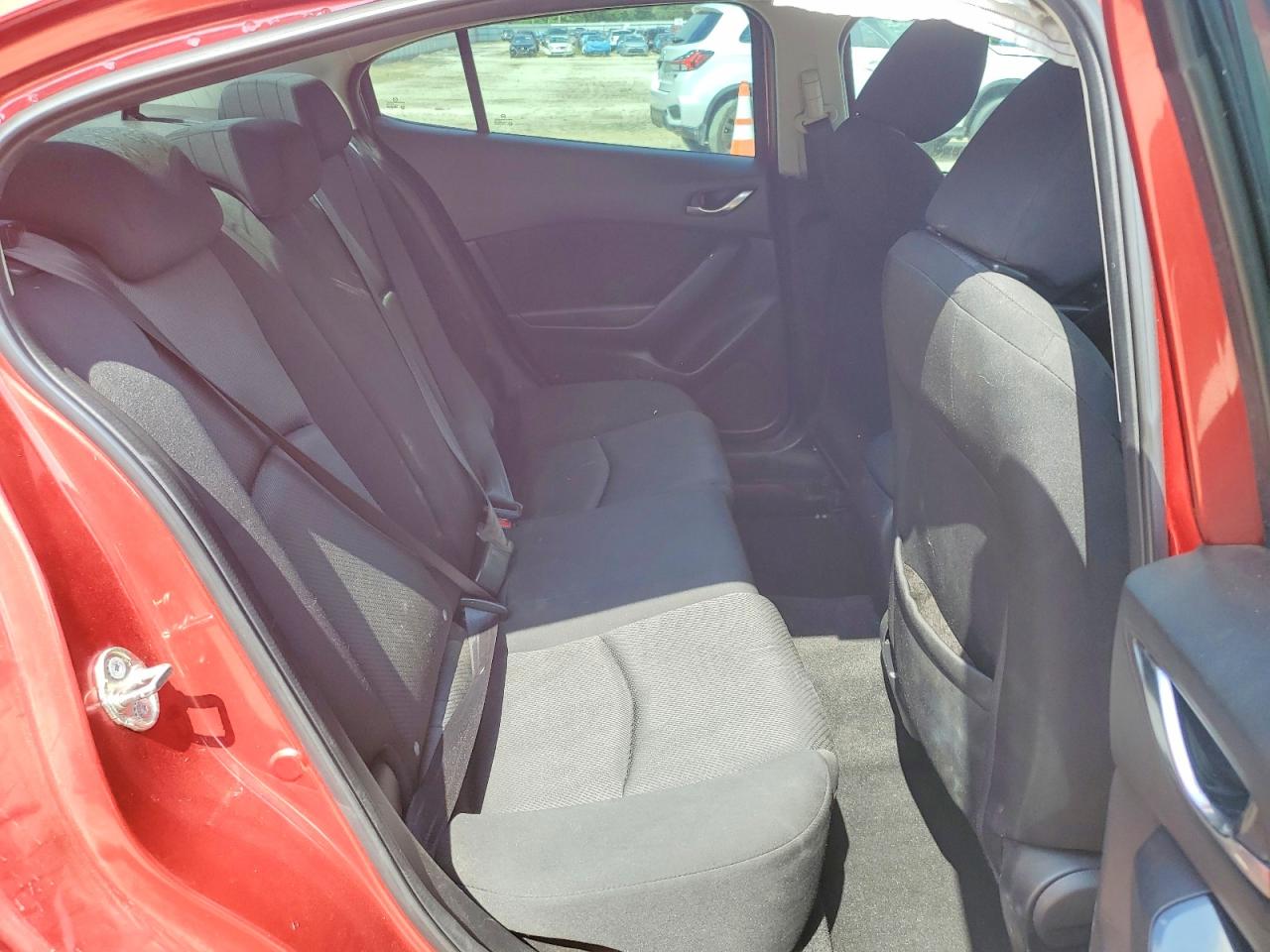 2018 MAZDA 3