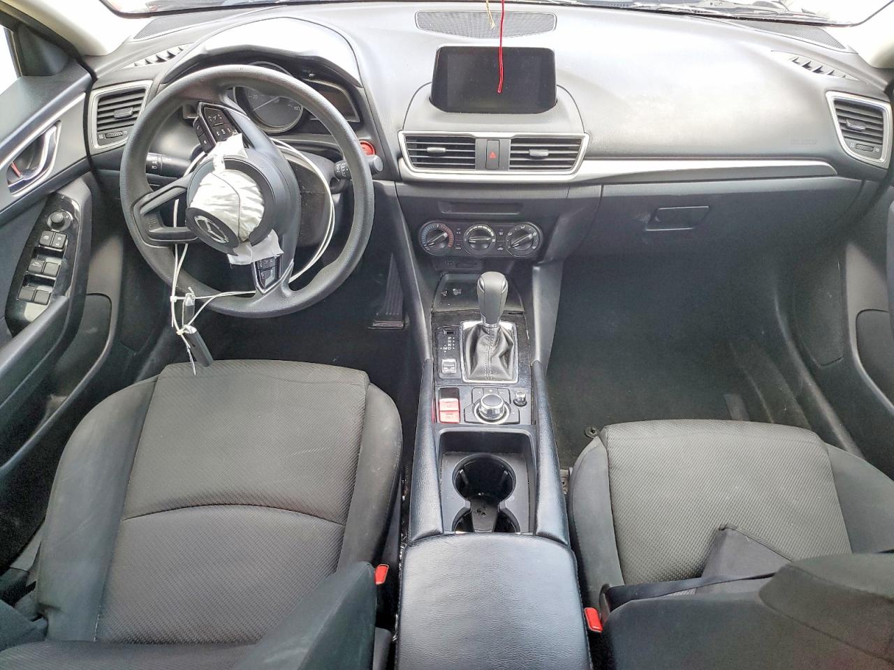 2018 MAZDA 3