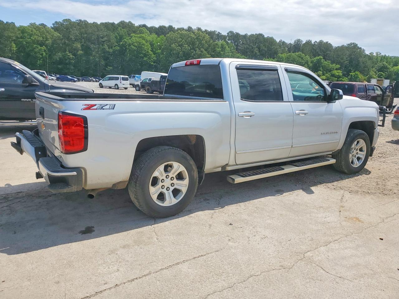 2018 CHEVROLET SILVERADO
