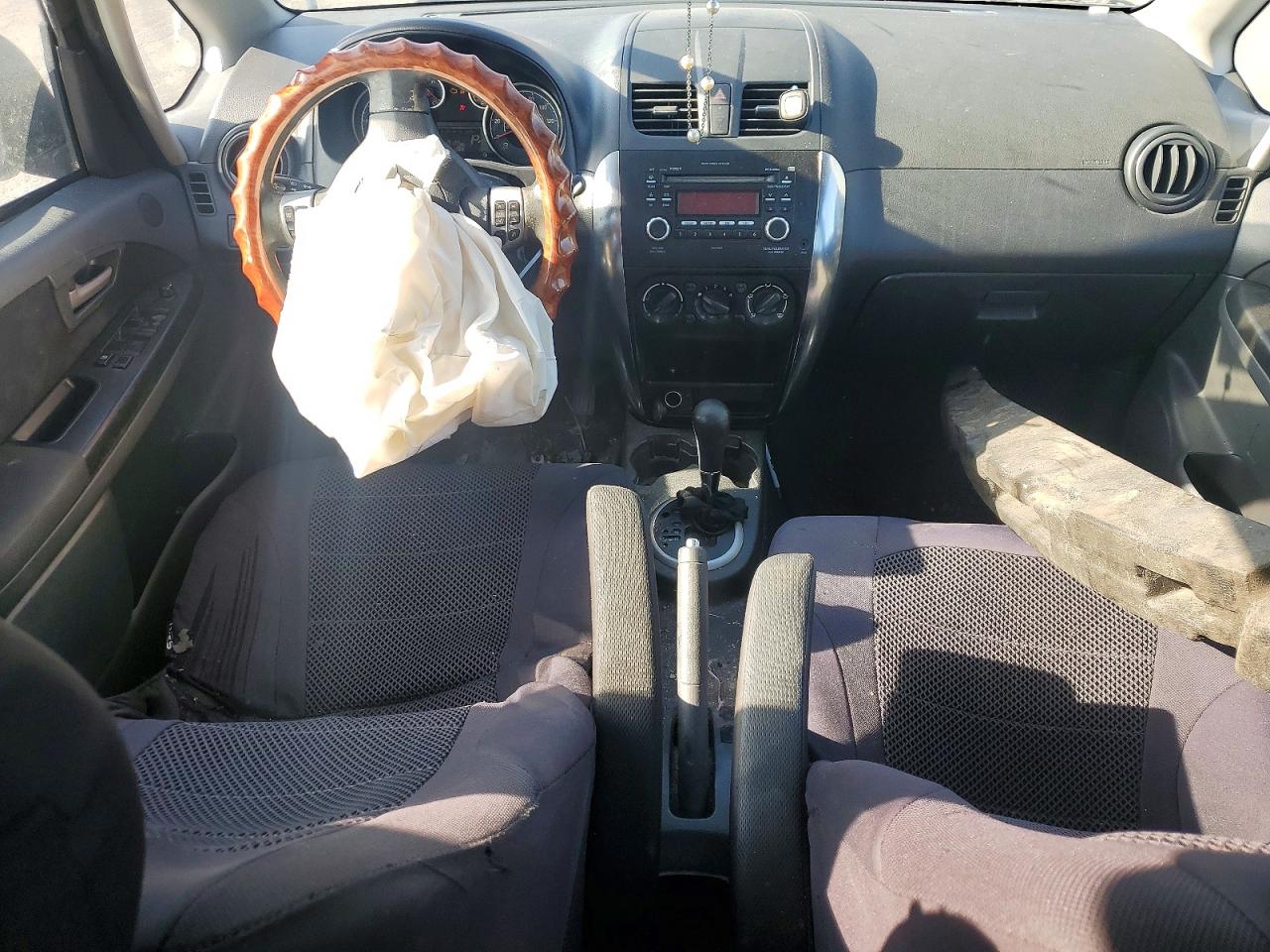 2012 SUZUKI SX4