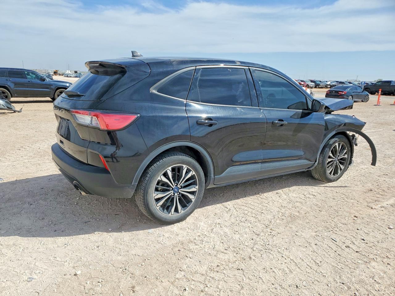 2022 FORD ESCAPE