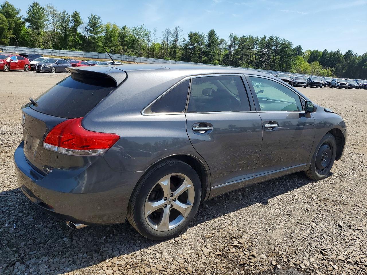 2011 TOYOTA VENZA