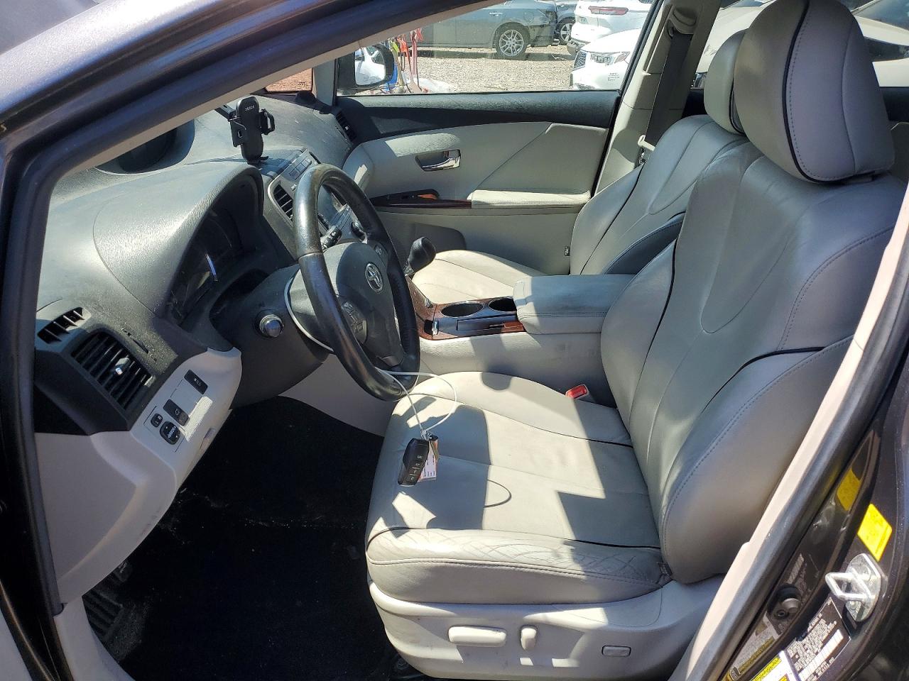 2011 TOYOTA VENZA