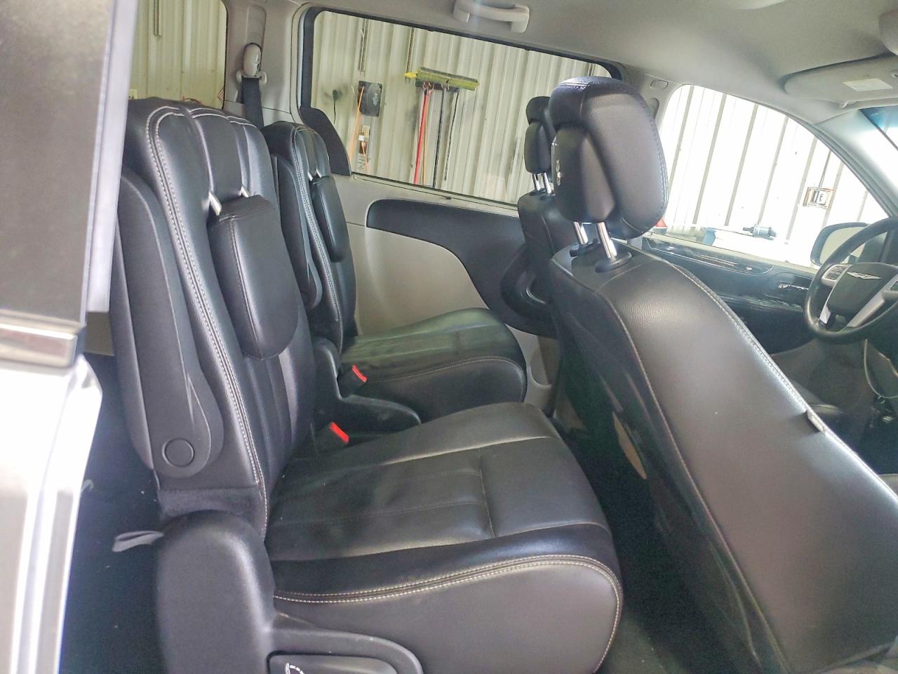 2015 CHRYSLER MINIVAN
