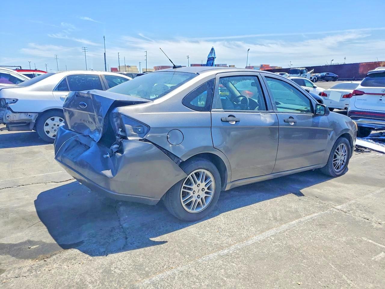 2010 FORD FOCUS