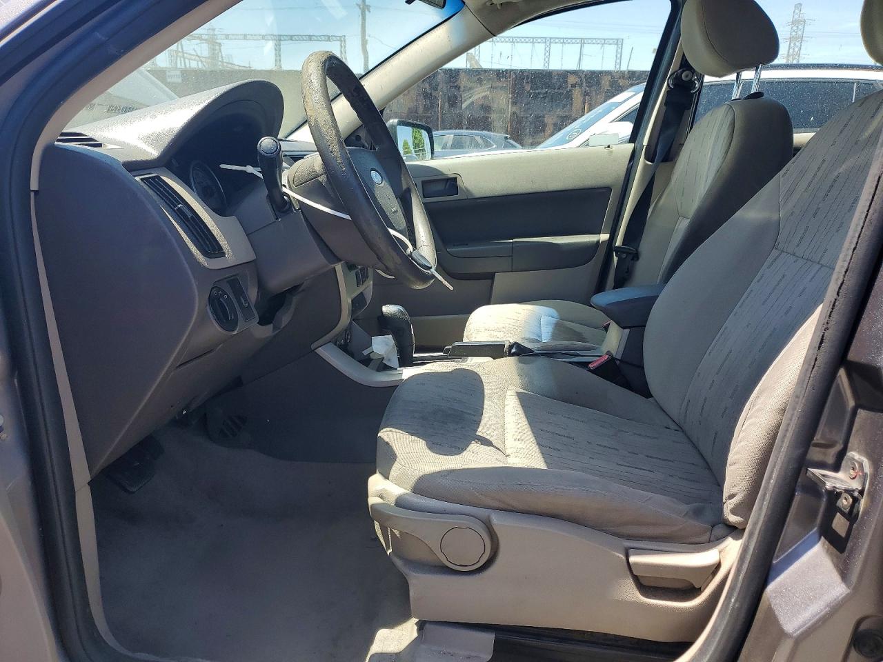2010 FORD FOCUS