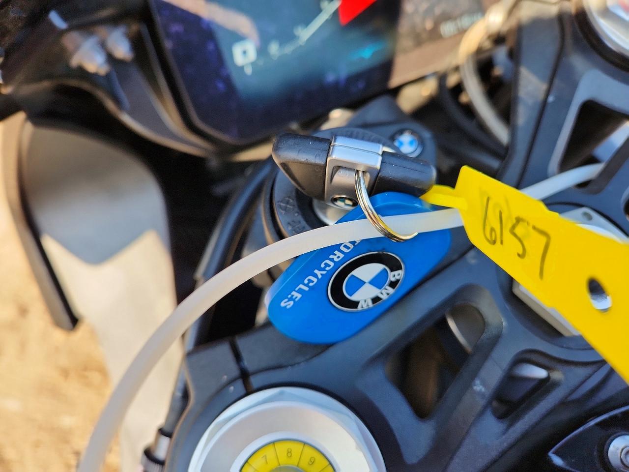 2022 BMW S
