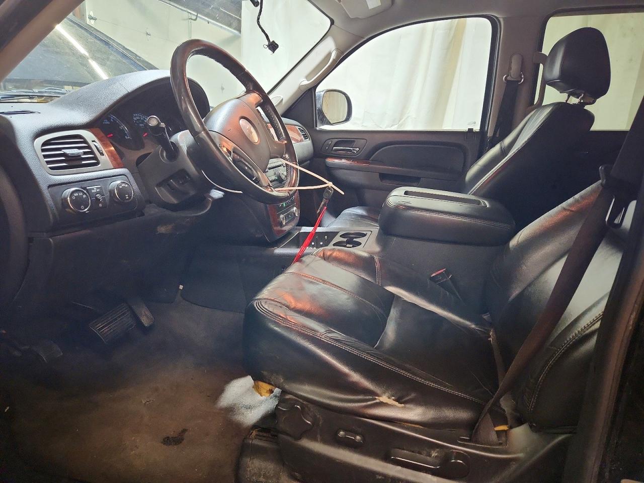 2011 CHEVROLET TAHOE