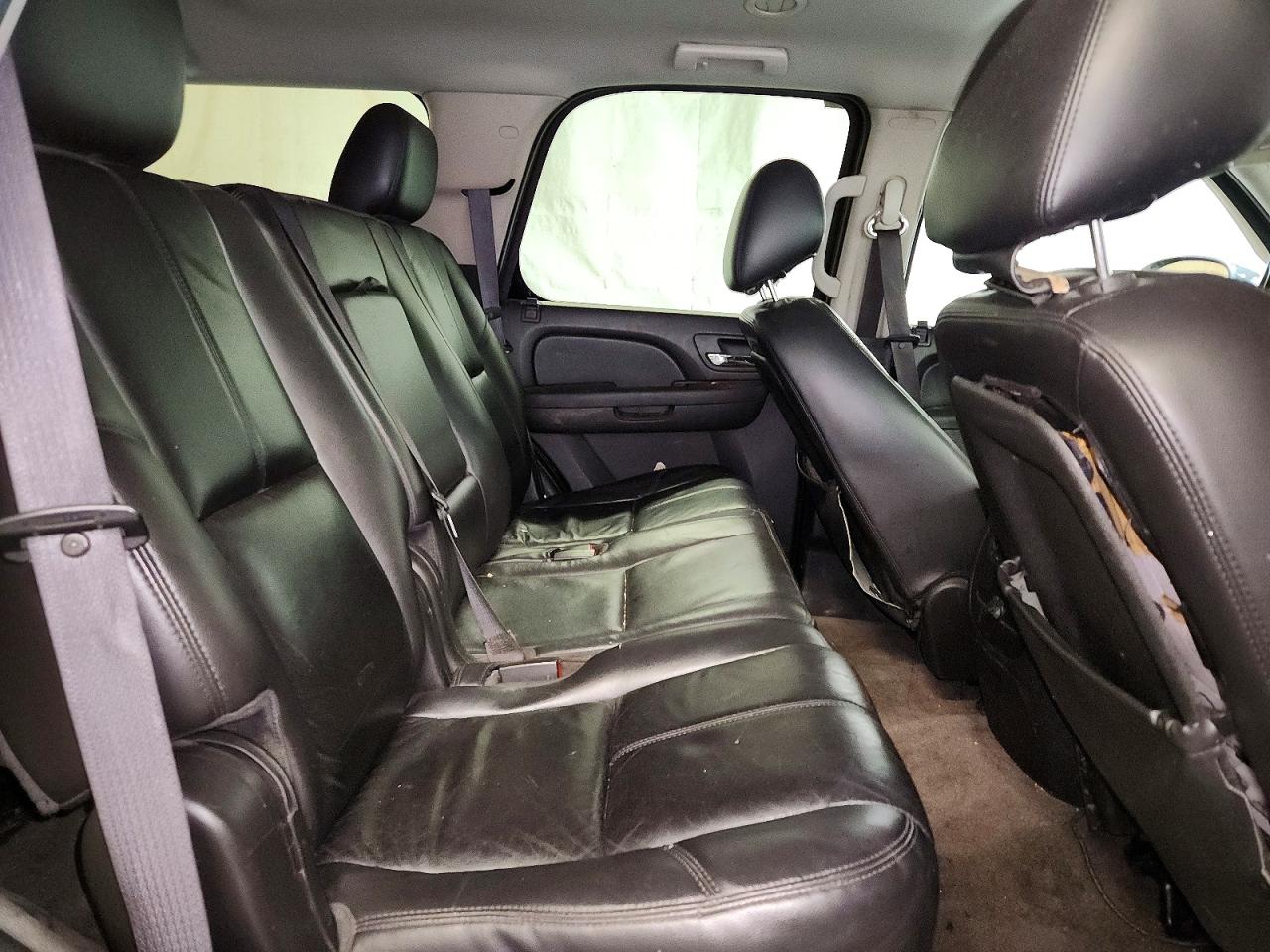 2011 CHEVROLET TAHOE