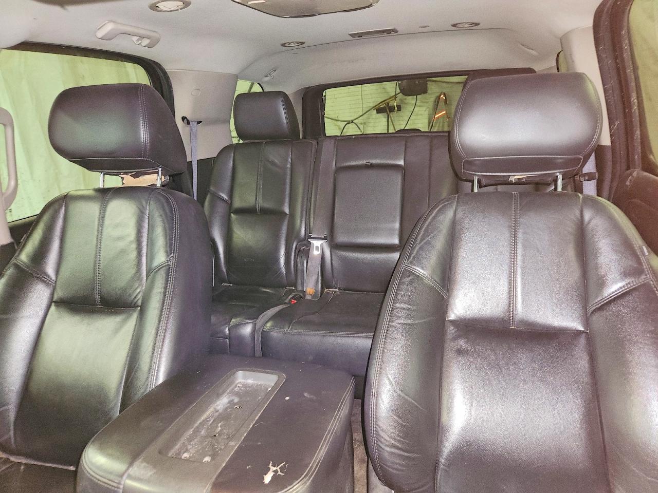 2011 CHEVROLET TAHOE