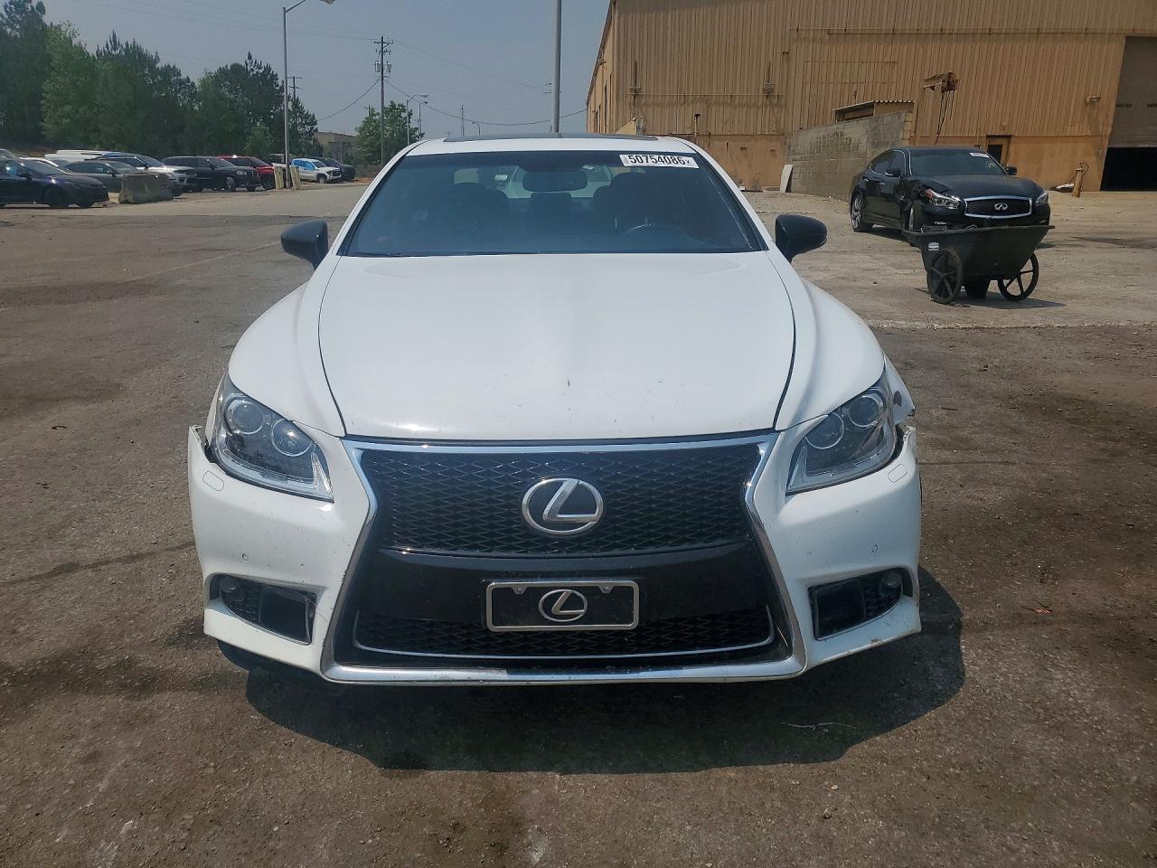 2015 LEXUS LS460