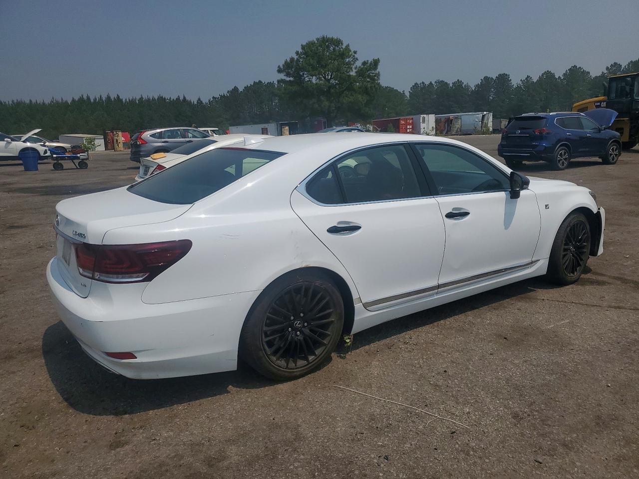 2015 LEXUS LS460